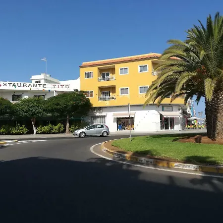 Javi Los Abrigos בית אירוח *