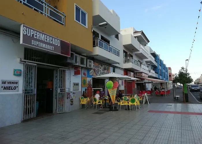 Javi Los Abrigos * Golf Del Sur